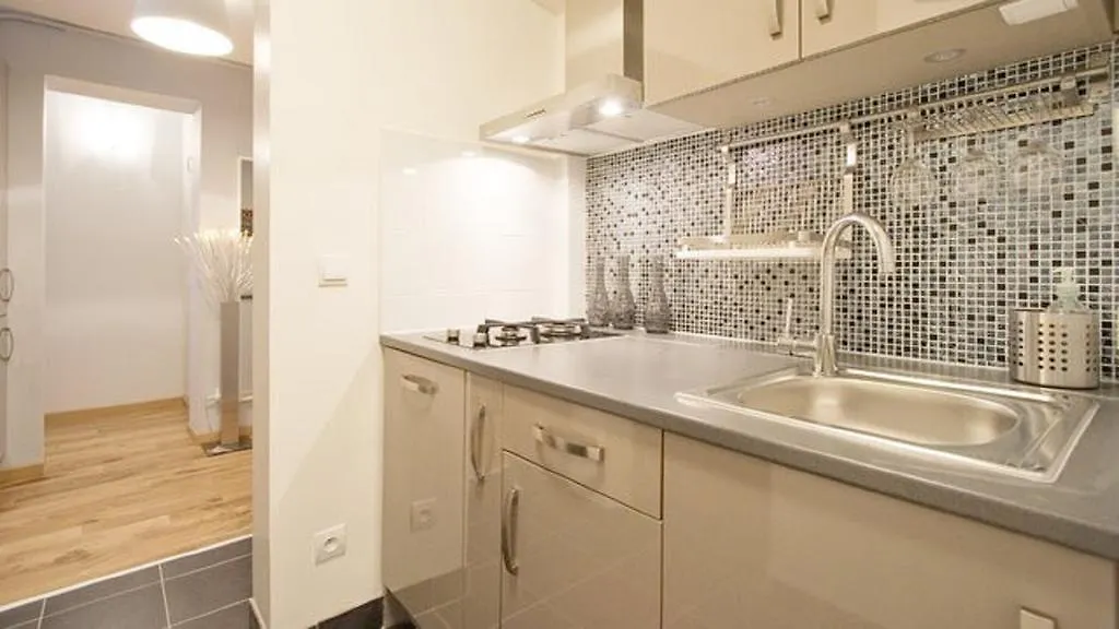 Montmartre Abbesses Sacre-Coeur Apartment Paris