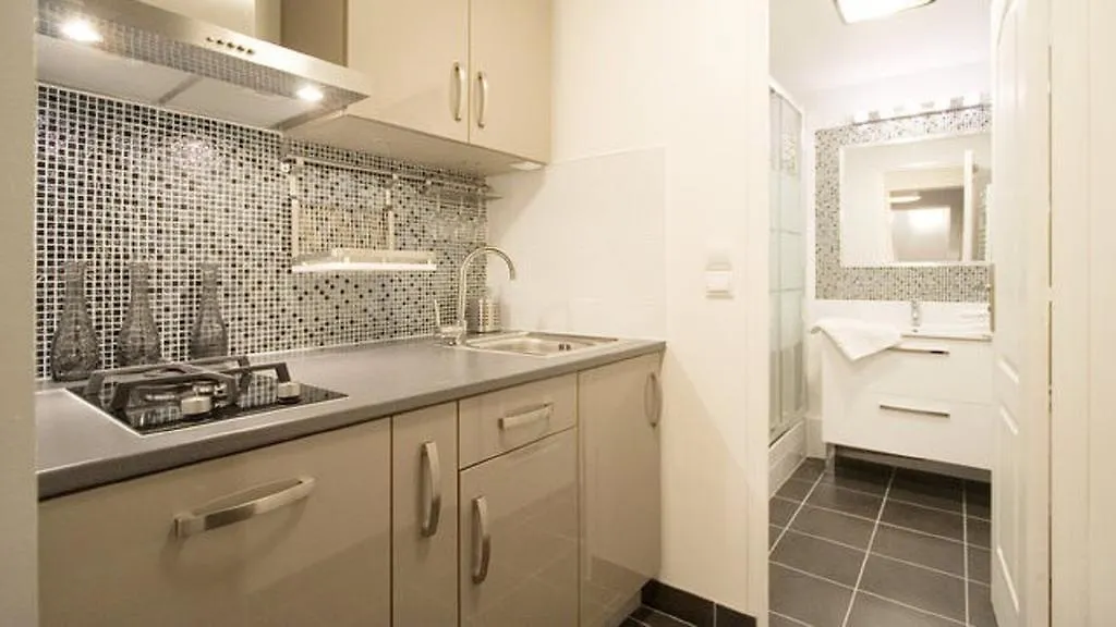 Appartement Montmartre abbesses Sacre-Coeur à Paris